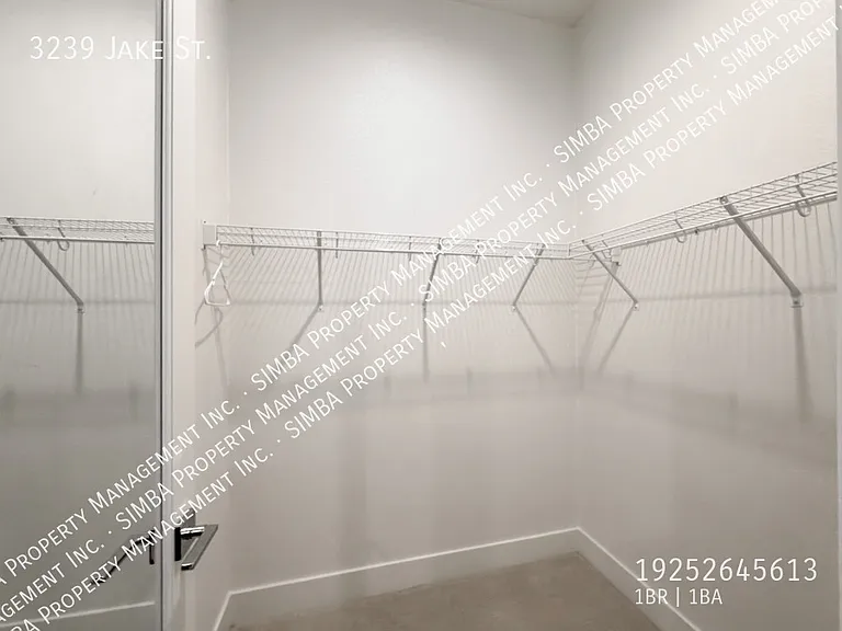 3239 Jake St — Photo 14