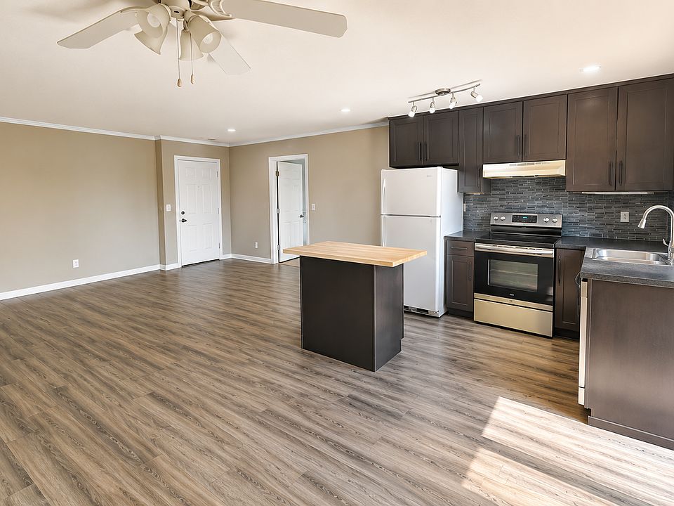 1st image of 7855 Cowles Mountain Ct #24