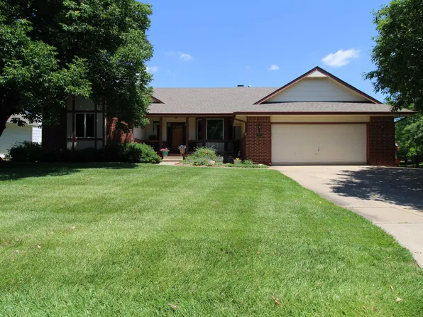 2212 N Chadsworth St, Wichita, KS 67205