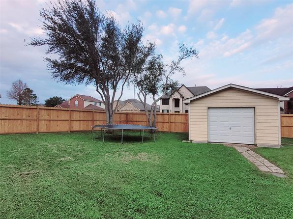 4134 Teal Valley Ct, Fresno, TX 77545