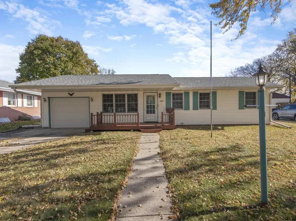 1406 MacArthur Drive, Janesville, WI 53548