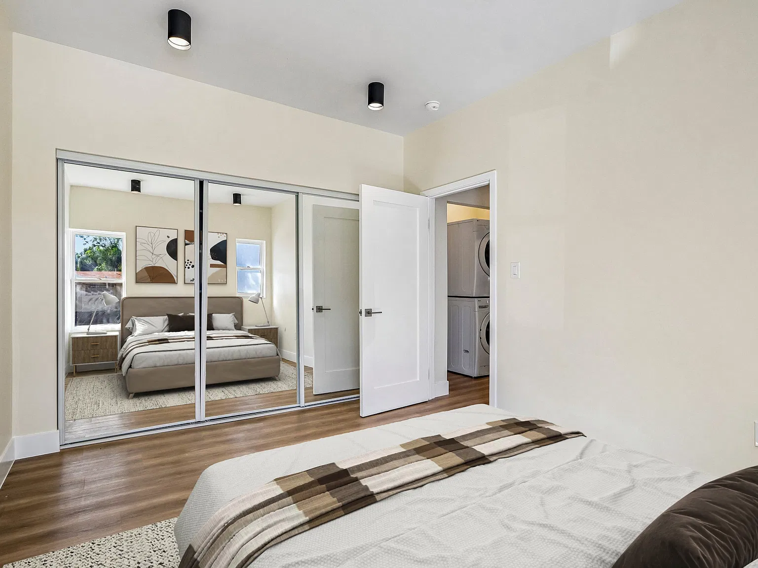 1 bed, $2,250 — Photo 2