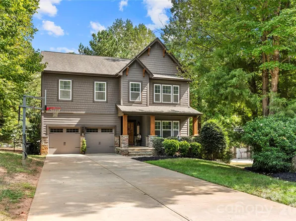 1324 Huntcliff Dr, Waxhaw, NC 28173