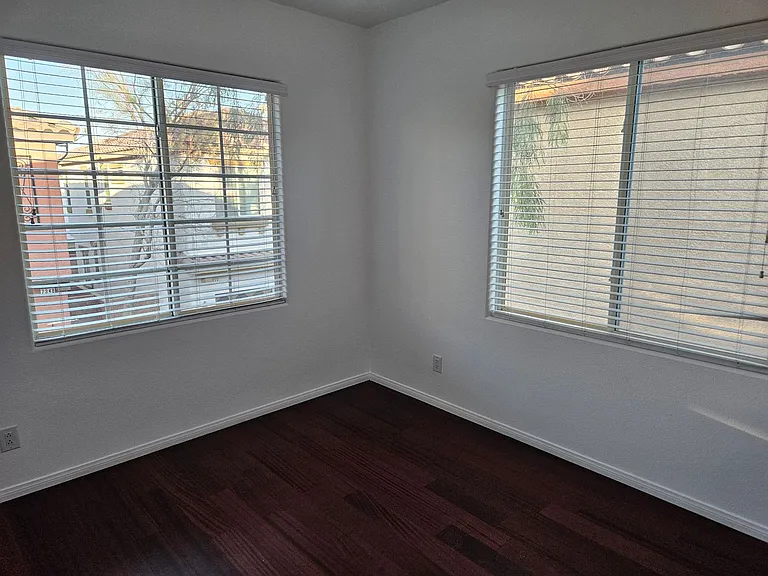 7349 Trailside Park Ct — Photo 43