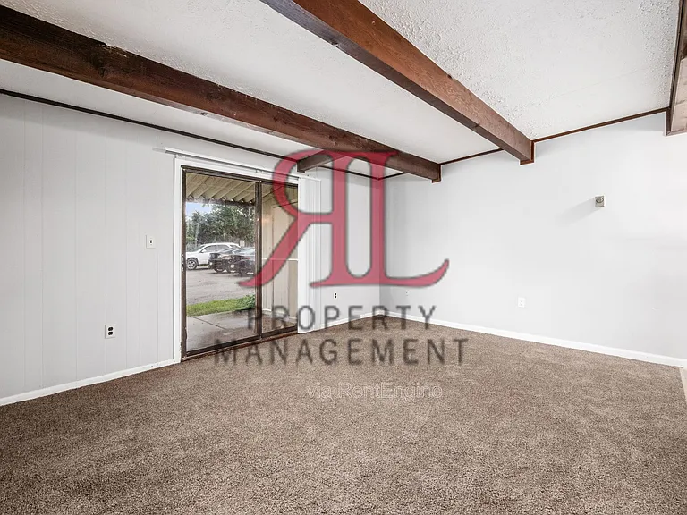 4921 Myers Rd — Photo 15