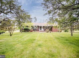 392 Extonville Rd, Allentown, NJ 08501