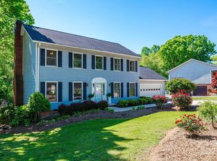 2120 21st St NE, Hickory, NC 28601