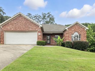 8904 Sage Meadows Dr, Little Rock, AR 72204