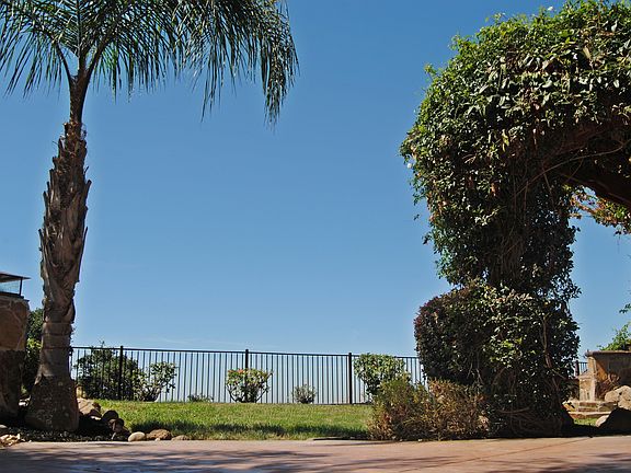 2nd image of 3251 Black Oak Dr