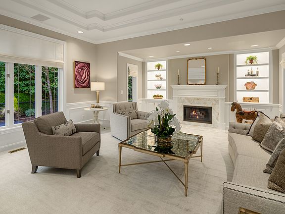 5th image of 854 Evergreen Point Rd