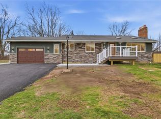 496 Ontario Dr, Ontario, NY 14519