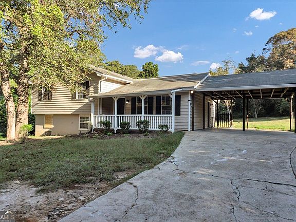 2nd image of 1066 Dogwood Rd