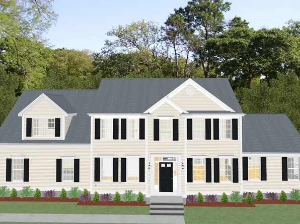 838 Pine St, Raynham, MA 02767