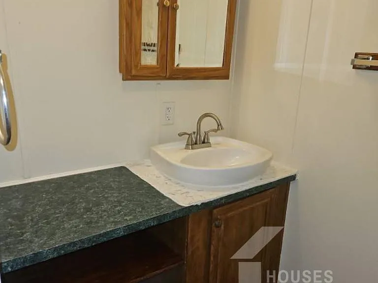 9 Gilreath St — Photo 16