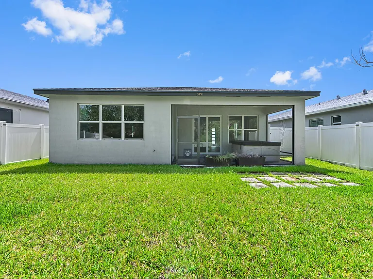 11381 SW Lyra Dr — Photo 25