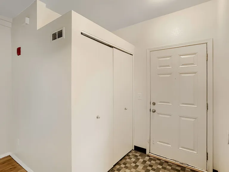5264 NE 121st St #301 — Photo 11