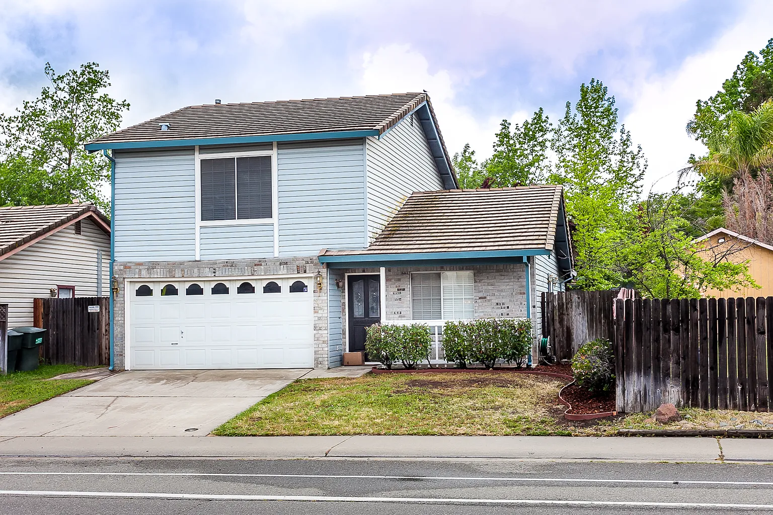 8447 Palmerson Dr photo 1
