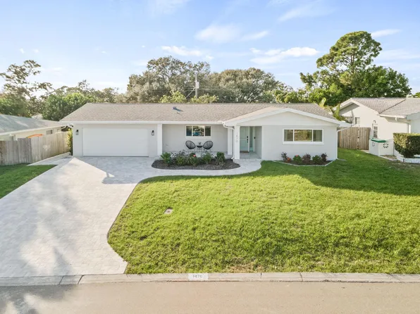 1470 Hill Dr, Largo, FL 33770