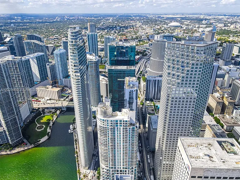300 S Biscayne Blvd #T-3702 — Photo 33