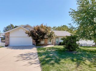 106 Ridge Rd, Troy, MO 63379