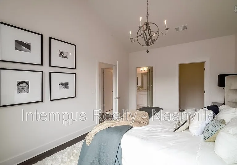 821 Melpark Ct — Photo 17