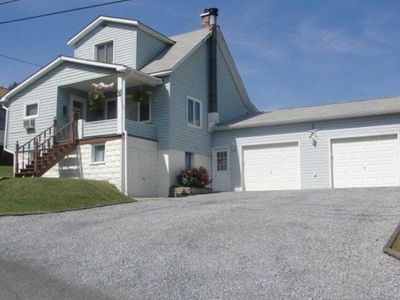 204 Emerald St, Johnstown, PA, 15902