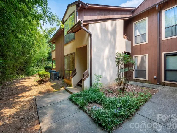 7203 Winery Ln, Charlotte, NC 28227
