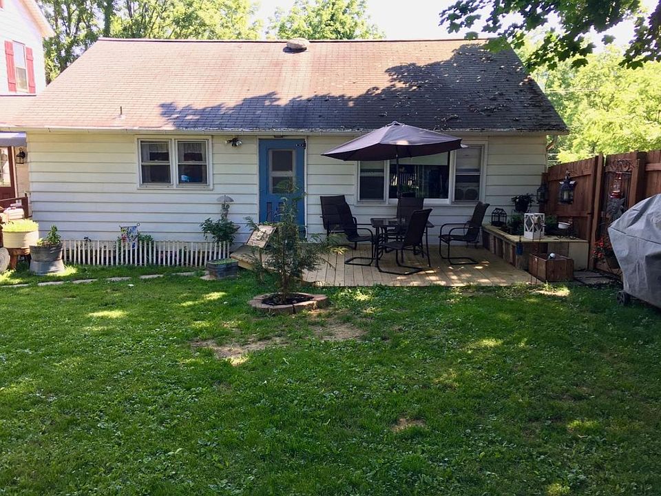 Unit B with backyard and deck