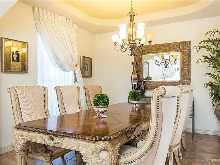 3805 San Clemente — Photo 4