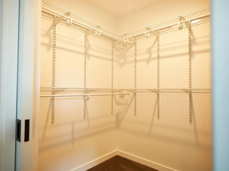 321 Rose Ave #1 — Photo 18