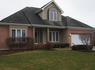 4009 Demaret Ct, Woodridge, IL 60517