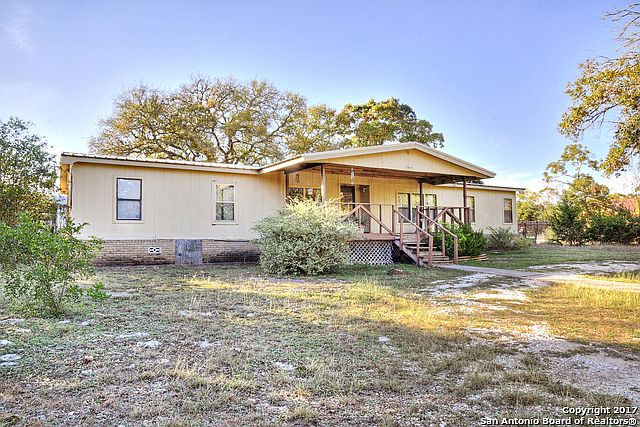 1st image of 204 Saddle Mountain Dr