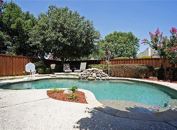 2nd image of 1416 Palo Duro Dr