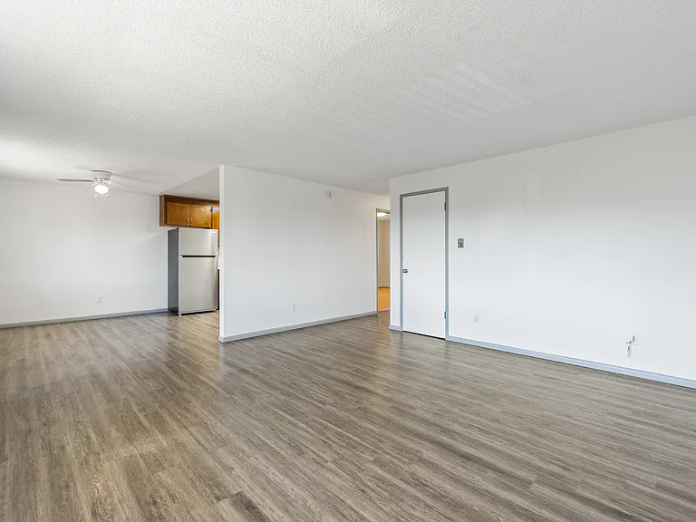3132 Lombard Ave #6 — Photo 6