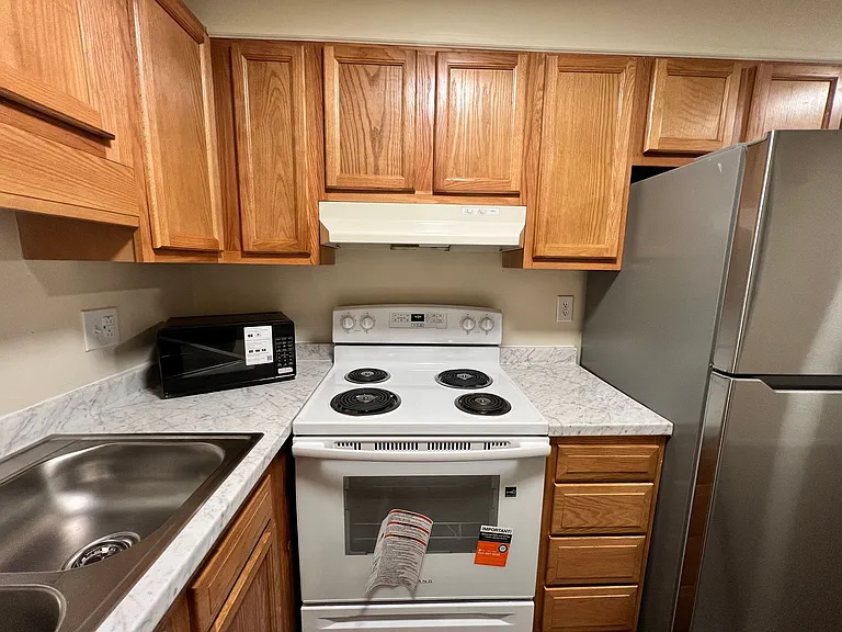 Stone Ridge Apartments- Convenient Location — Photo 28