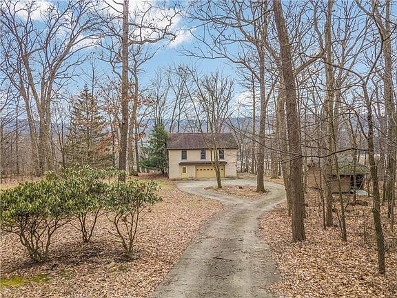 3rd image of 116 Oak Hill Dr