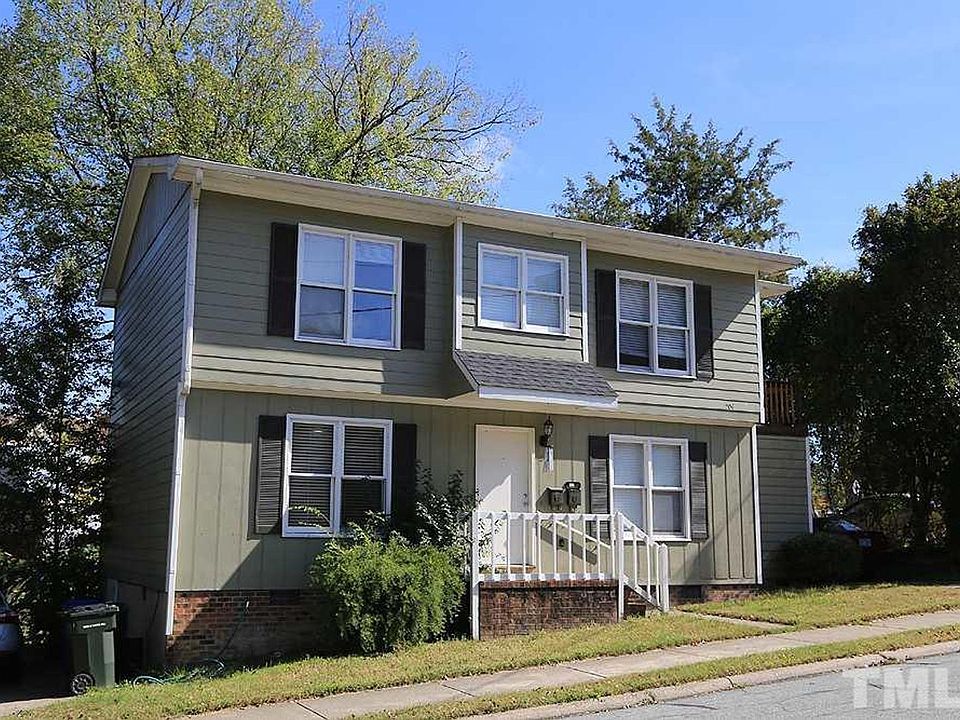 1st image of 204 N Roberson St