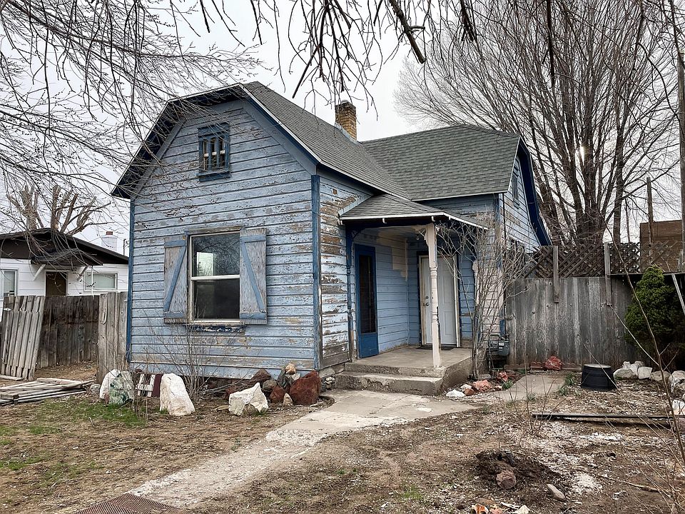 1st image of 130 N 200th St W