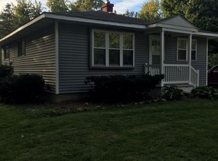 820 Jackson St, Eaton Rapids, MI 48827