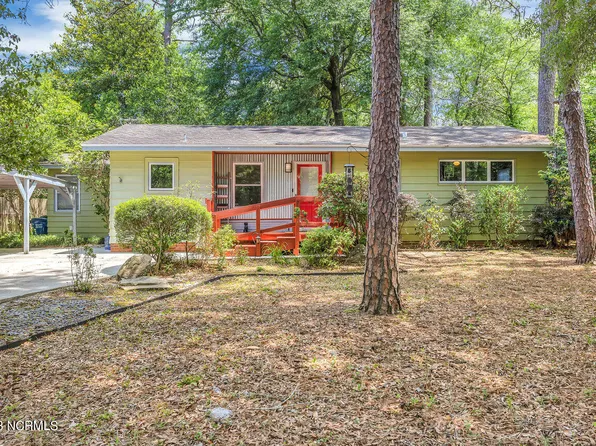 2005 E Lake Shore Dr, Wilmington, NC 28401