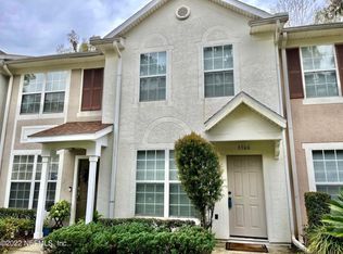 3506 Twisted Tree Ln, Jacksonville, FL 32216