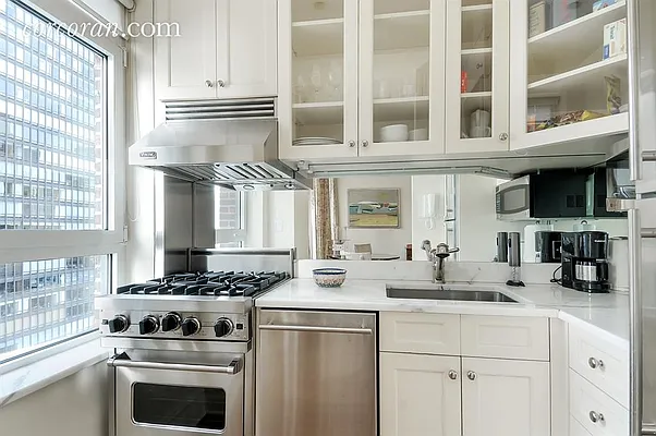 Sold by Corcoran | media 5
