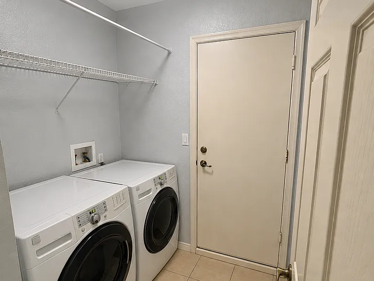 6091 Sugar Loaf Ln #6091 — Photo 1
