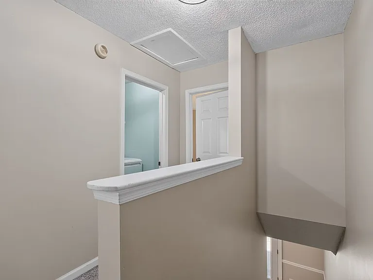 119 Kingsbridge Ln — Photo 14