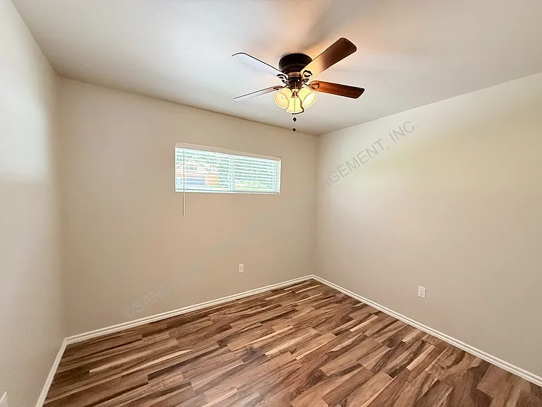 2087 Lower Pack River Rd — Photo 30