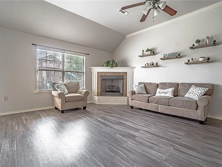3101 SW Gumleaf Rd — Photo 10