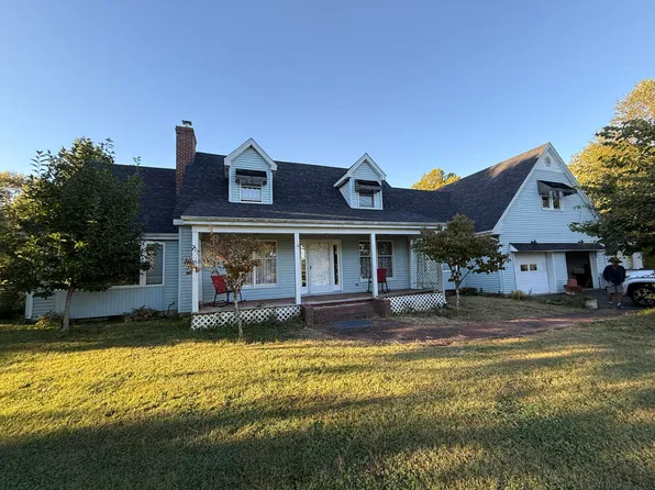 5777 Stewart Rd, Lexington, KY 40516