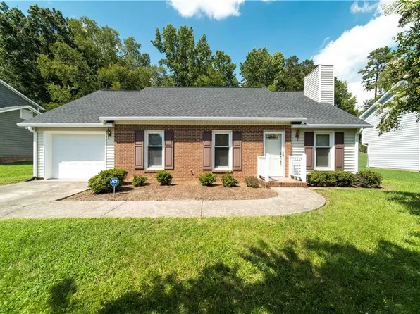 1605 Bridgton Rd, Winston Salem, NC 27127