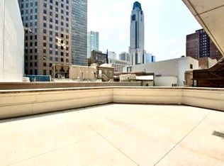 129 E Bellevue Pl APT 301, Chicago, IL 60611