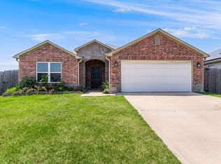 410 Woodcreek St, Lowell, AR 72745